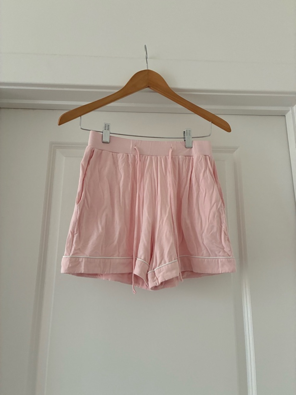 Cozy Earth Women's Bamboo Stretch-Knit Short Sleeve Pajama Set in Blossom - Picture 9 of 10